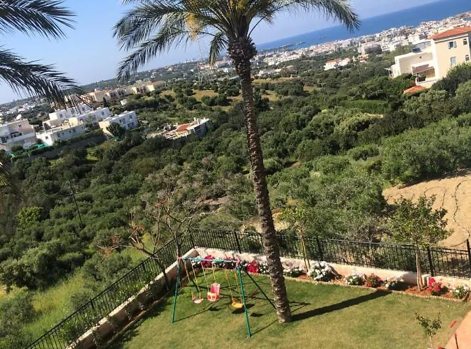 Sunshine Koutouloufari Vakantiehuis *