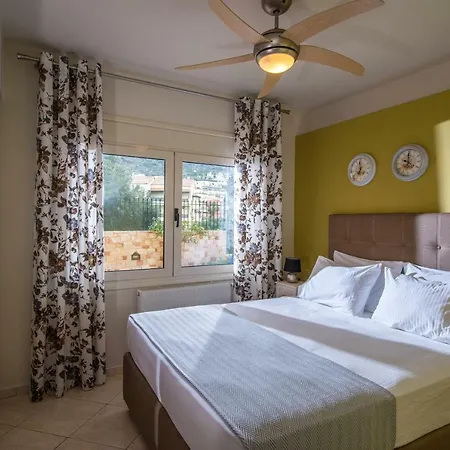 Sunshine Koutouloufari