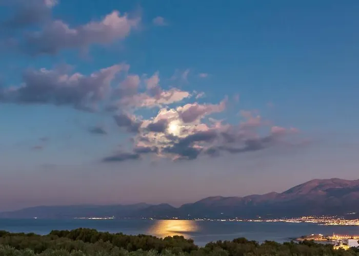 Sunshine Koutouloufari Holiday home